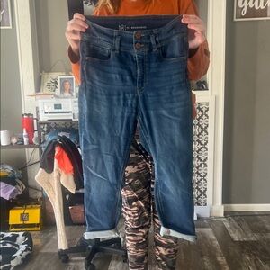 No Boundaries Dark Blue Ankle Jeans